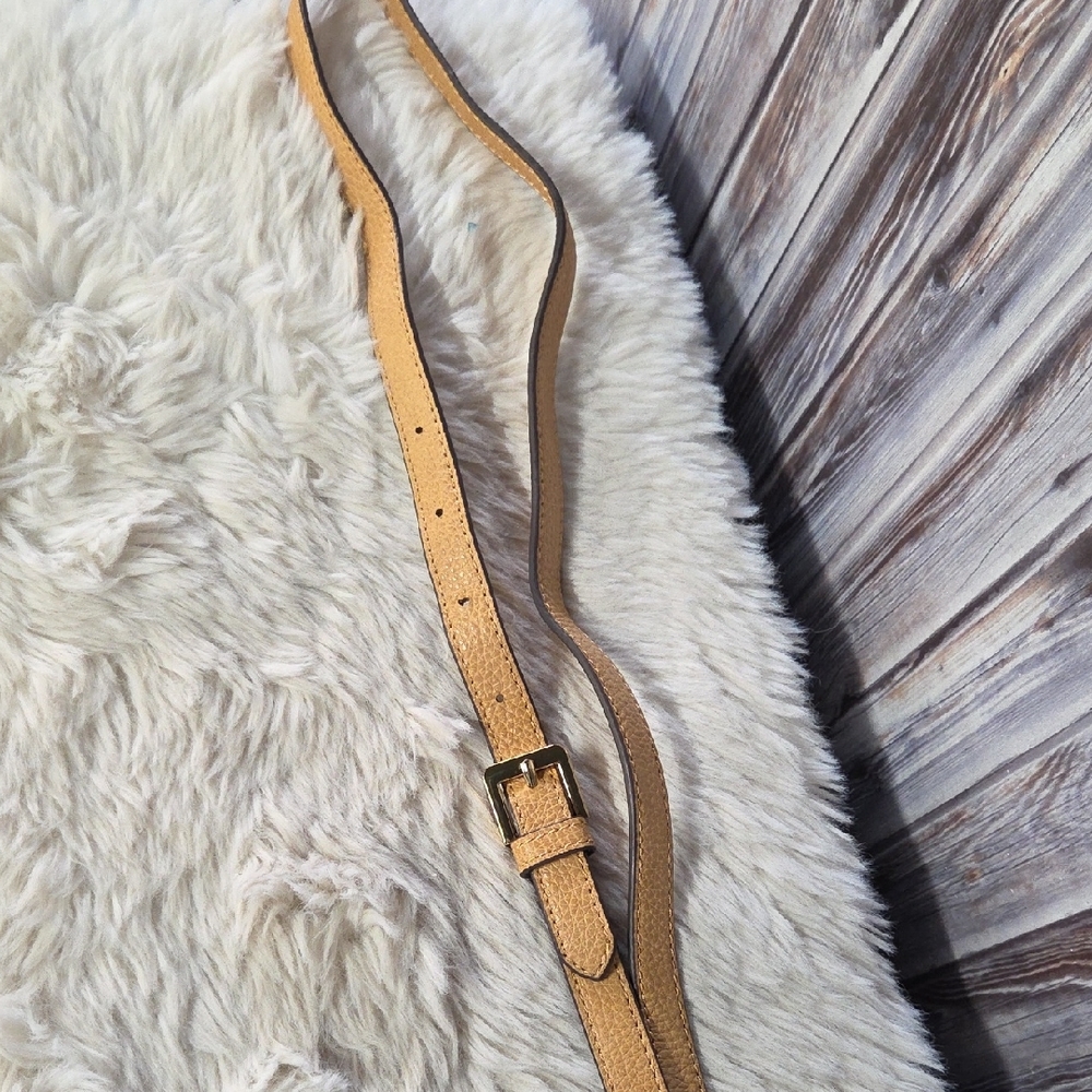 G.I.L.I. Tan Leather Satchel with Tassel And Crossbody Strap - Picture 14 of 14